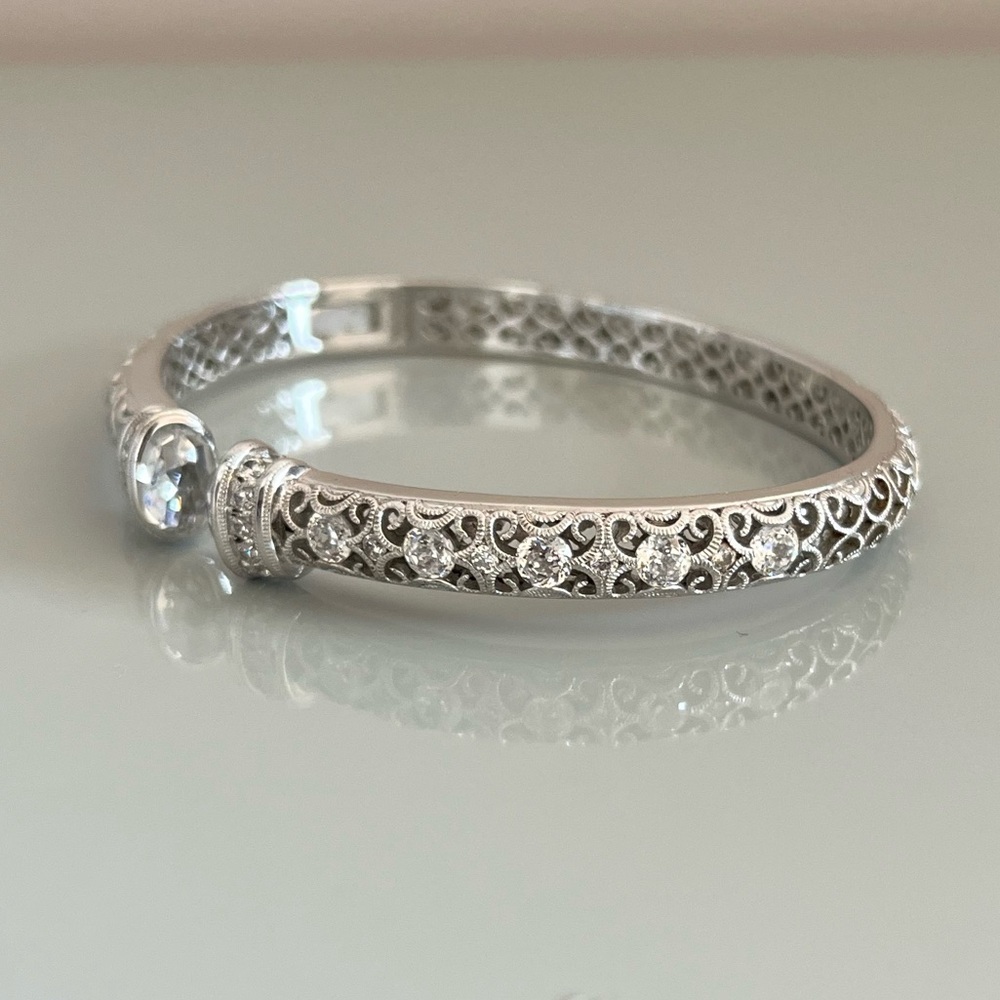 Tacori 925 Sterling Silver CZ Hinged Bracelet - Picture 5 of 12